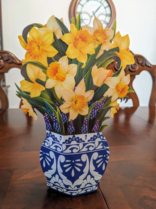 Daffodils in Vase - 3D Pop-Up Floral Bouquet